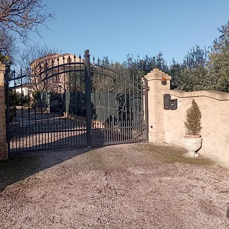 Affittacamere Le Querce 3* Montefano