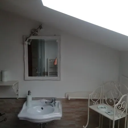 Bed & Breakfast Affittacamere Le Querce 3*