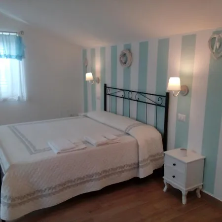 Affittacamere Le Querce Bed & Breakfast 3*