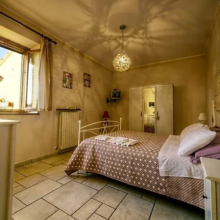 Affittacamere Le Querce Bed & Breakfast Montefano