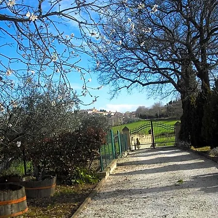 Affittacamere Le Querce Bed & Breakfast Montefano